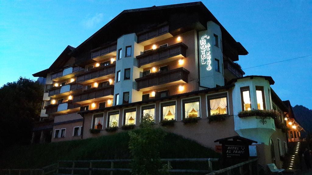 Hotel Al Prato Fiera Di Primiero Exterior foto